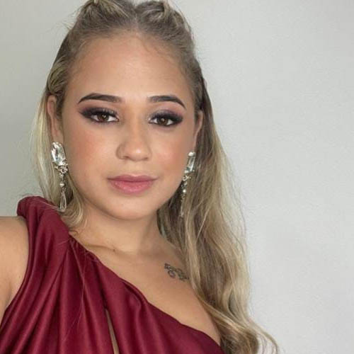 Emily – Massoterapeuta em Piracicaba Massoterapeuta em Piracicaba | Um Novo Eu Terapias Holísticas e Massagens